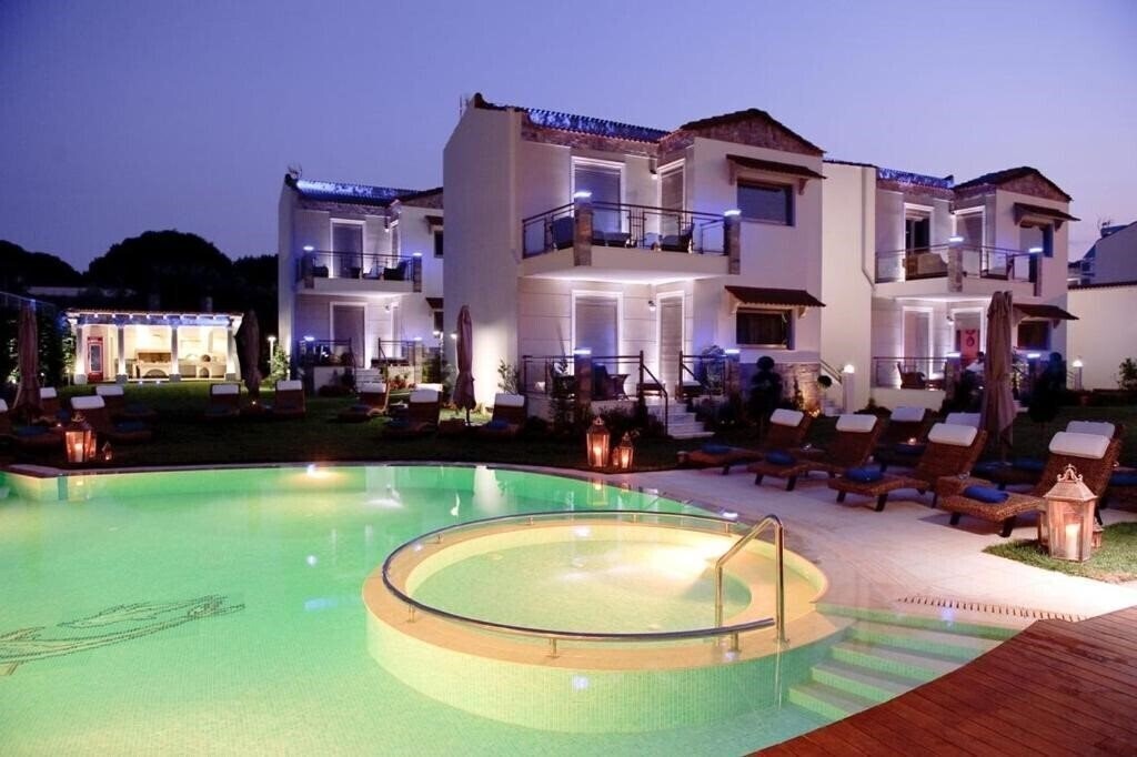 Готель Naiades Villas 4*