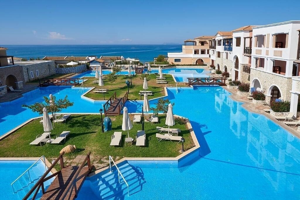 Готель Aldemar Royal Olympian Luxury Resort & Spa 5*