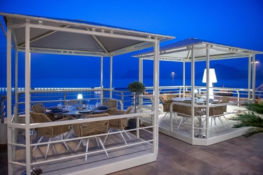 Фотографія My Way Hotel & Events (ex. Patras Palace Hotel) 4*