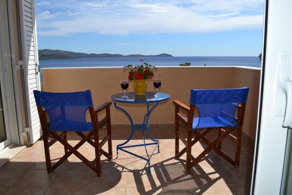 Картинка Iliopetro 3*