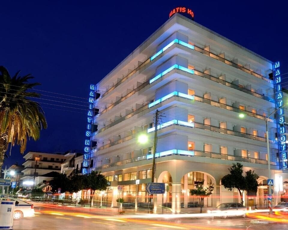 Фотографія Maniatis Hotel 3*