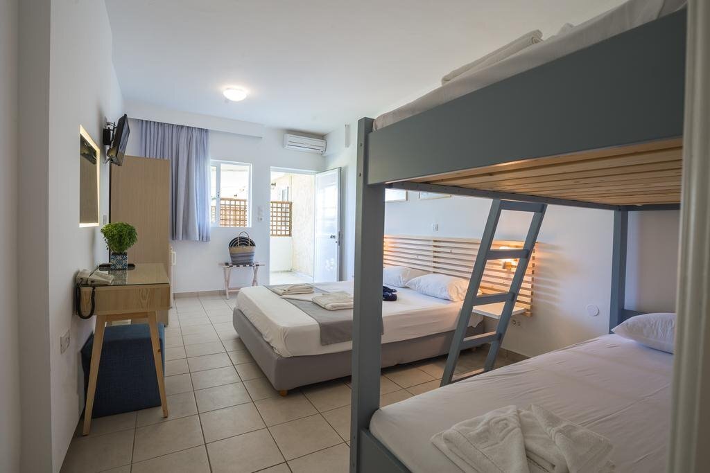 Фотографія Niforeika Beach 3*