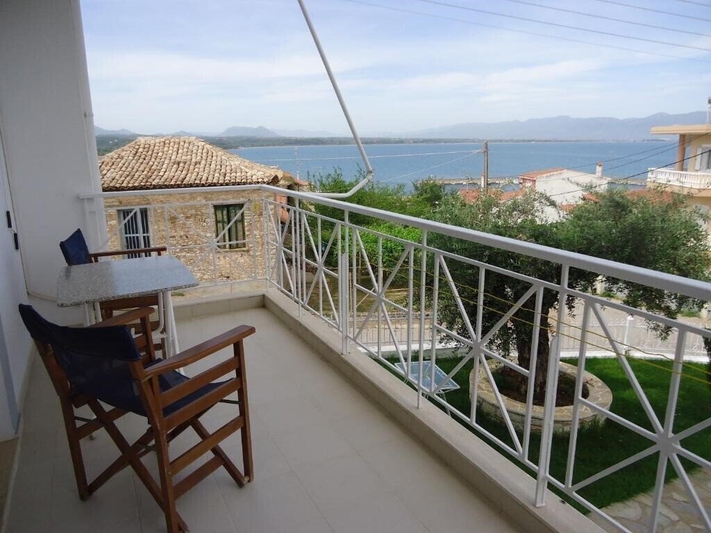Отель Erato Apartments Peloponnese 1*
