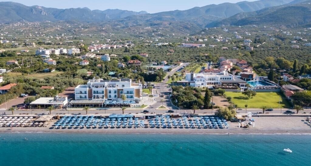 Готель Elite City Resort 4*