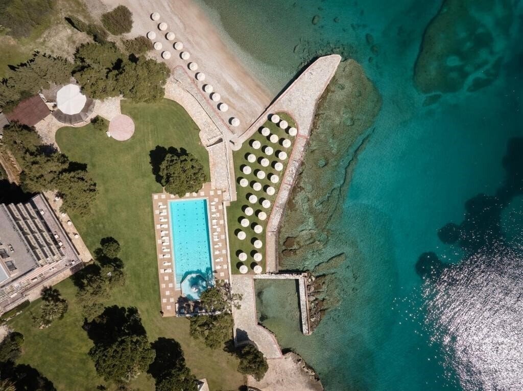 Готель Kalamaki Beach Hotel (Isthmia) 4*