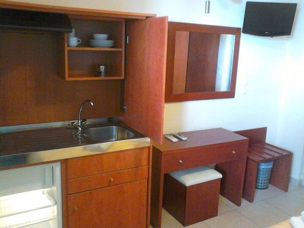 Фото Frini Hotel 3*