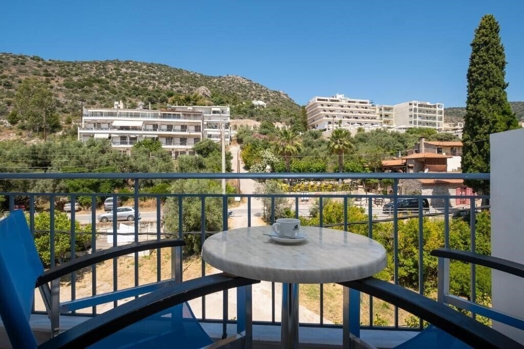 Изображение Dolfin Hotel 3*