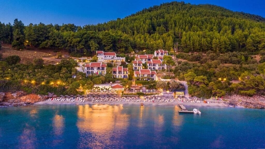 Отель Adrina Beaсh Hotel 4*