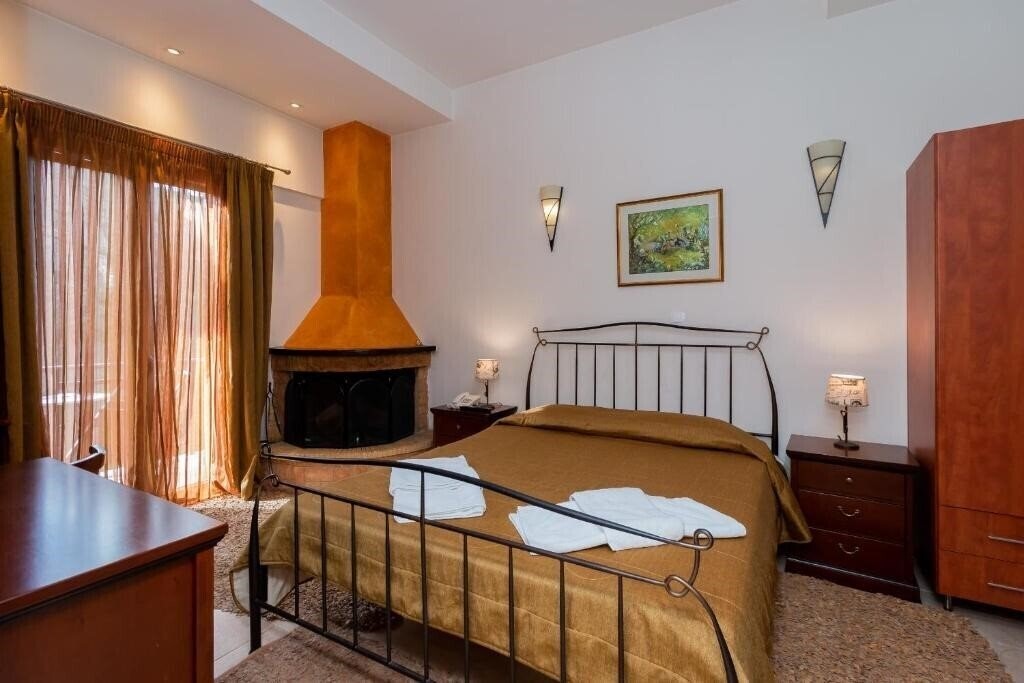 Фото Ahilion Hotel 3*