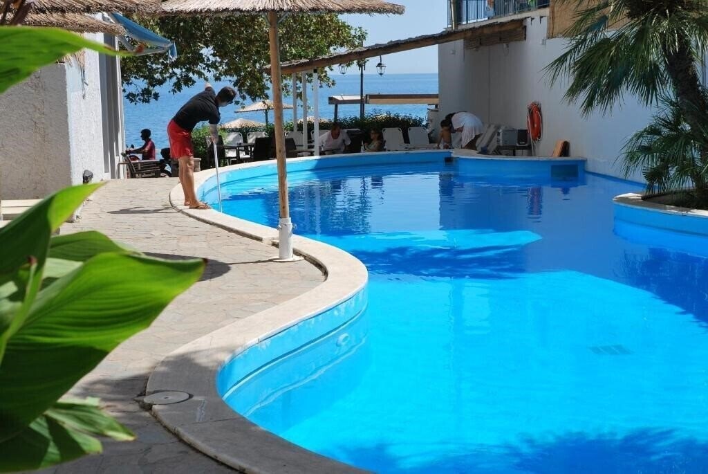 Готель Kanelli Hotel 3*