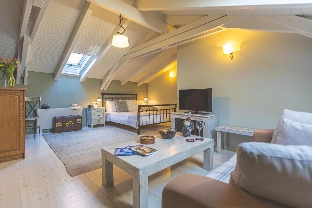 Фотография Arethousa Hotel (Katakolo) 3*