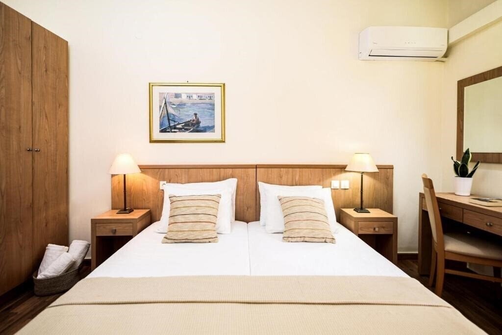 Картинка Saronis Hotel Epidavros 2*