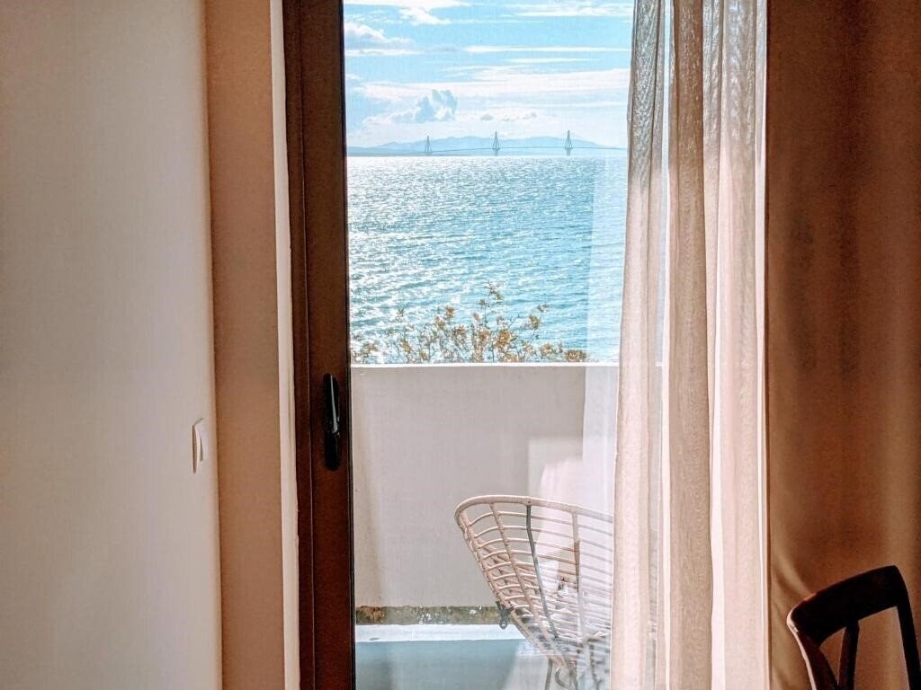 Фотографія Lepanto Beach Hotel 3*