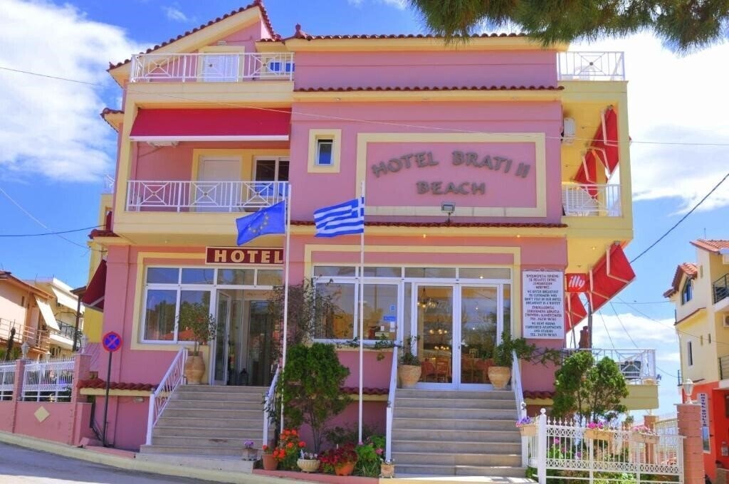 Картинка Brati Studio 2*