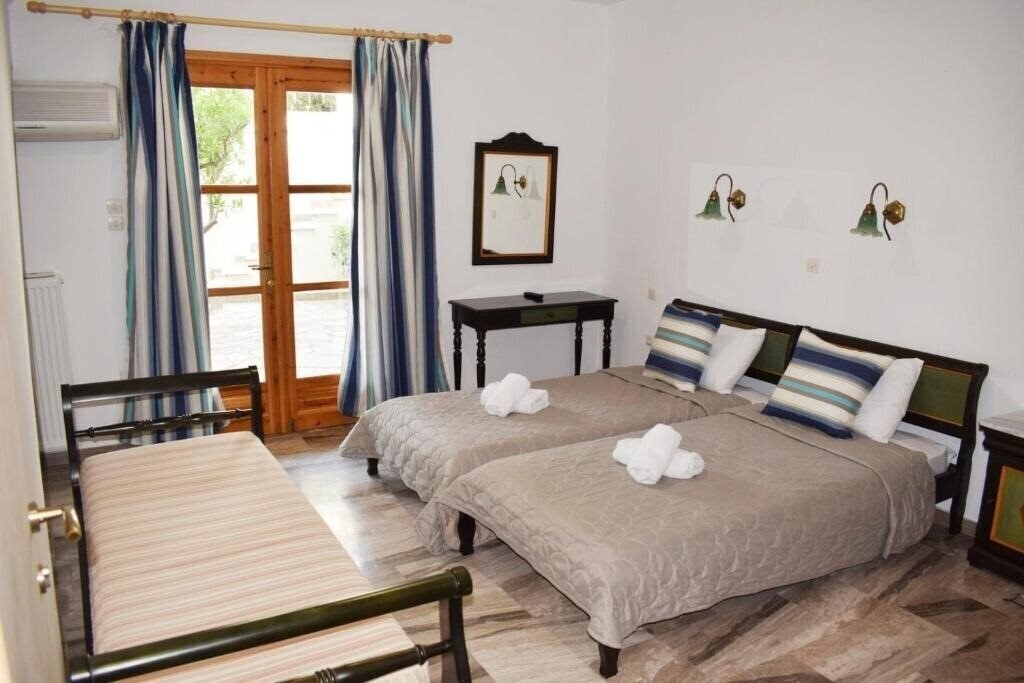 Фото Ninemia Residence 3*