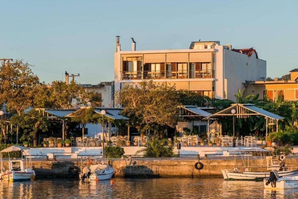 Готель Akroyali Hotel & Villas 3*