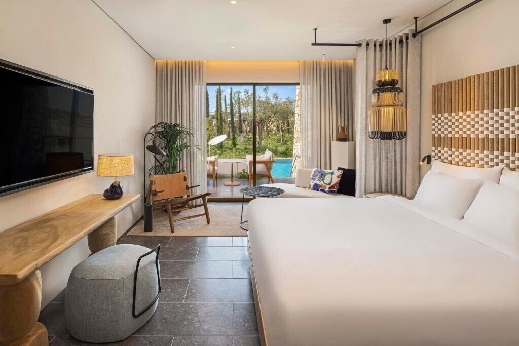 Изображение W Costa Navarino 5*