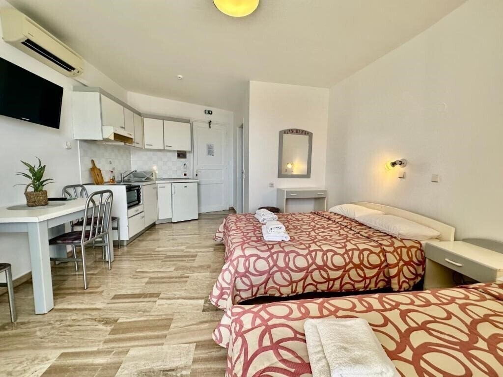Изображение Panorama Hotel & Apartments 4*