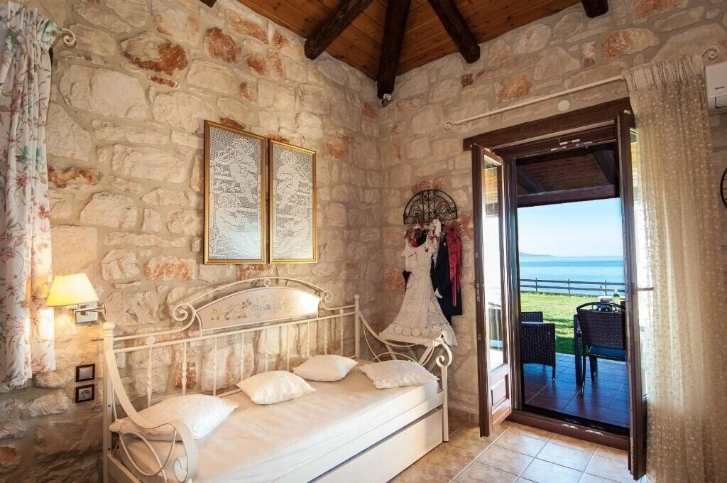 Фото Kavos Psarou Villas 4*