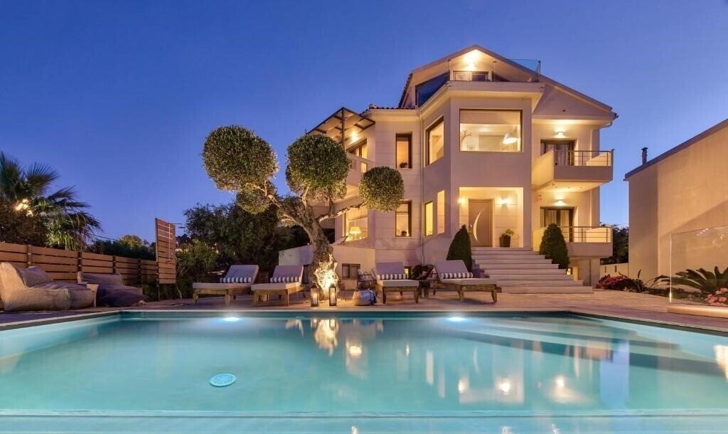 Отель Pasithea Elegant Villa 4*