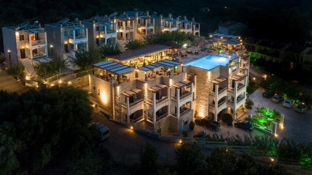 Готель Vathi Hotel 4*