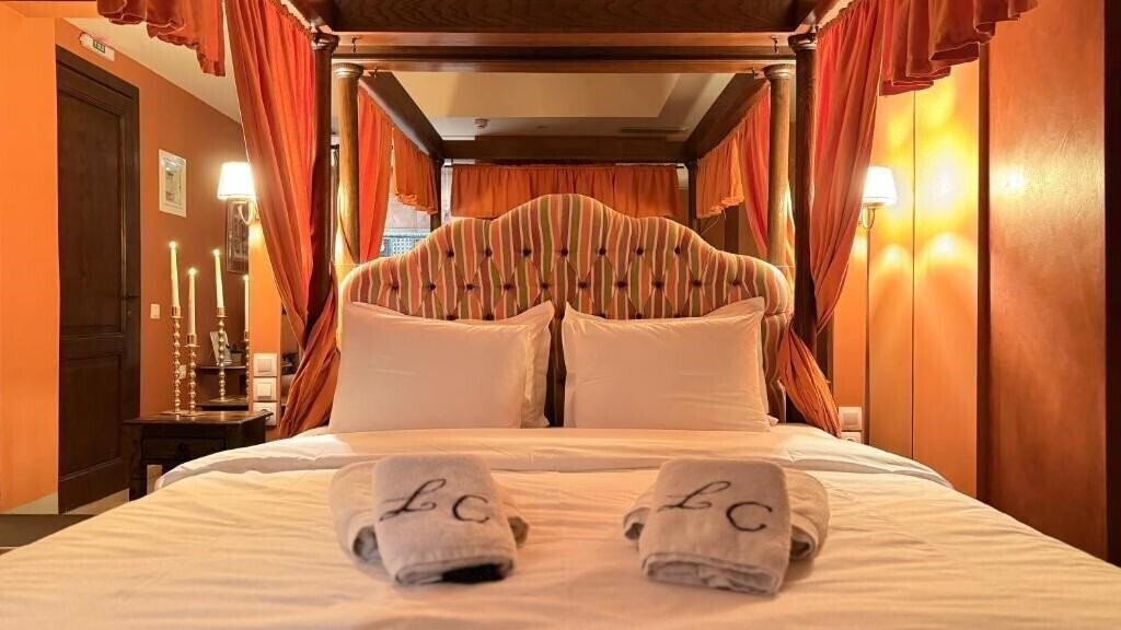 Фотографія Le Convivial Luxury Suites & SPA 4*