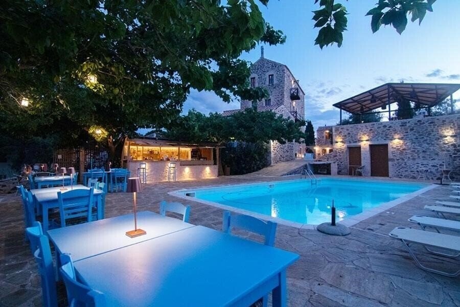 Отель Petropoulakis Tower 4*