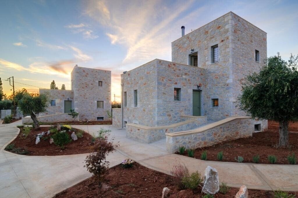 Готель Nikoloudi Estate Villa 3*