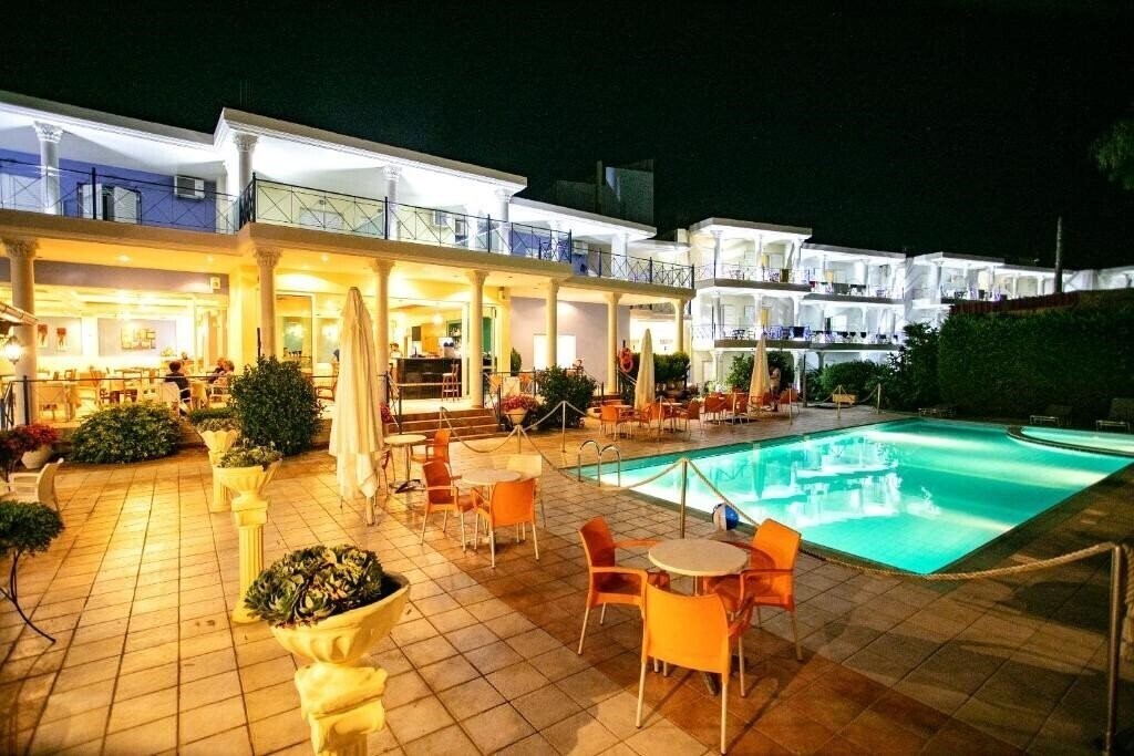 Картинка Zeus Paradise Hotel Ammoudia 4*