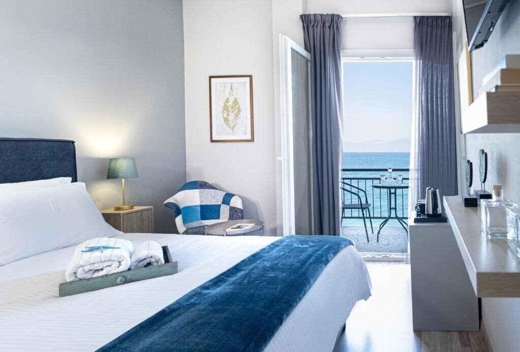 Фото Riviera Hotel 3*