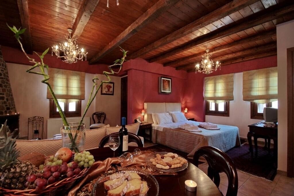 Отель Menalia Villas & Suites 3*