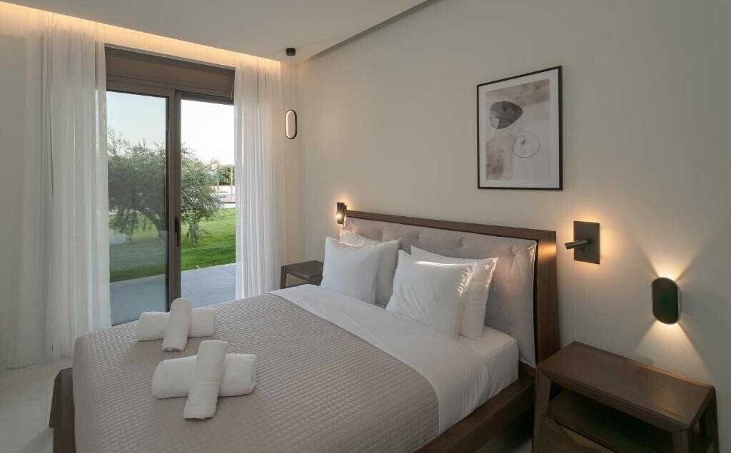 Отель Santa Marina Resort 4*