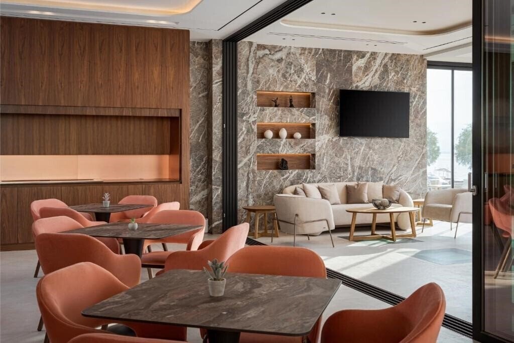 Картинка Avant Blue Boutique Hotel 4*