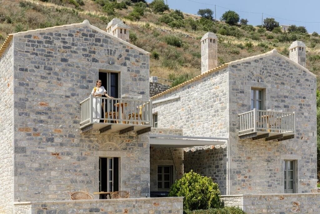 Фотография Trapela Limeni Luxury Suites 4*