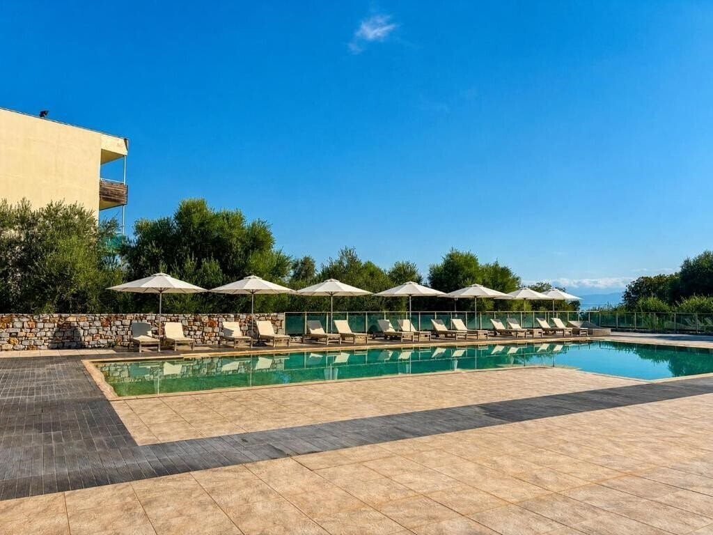 Отель Belle Helene Hotel 3*