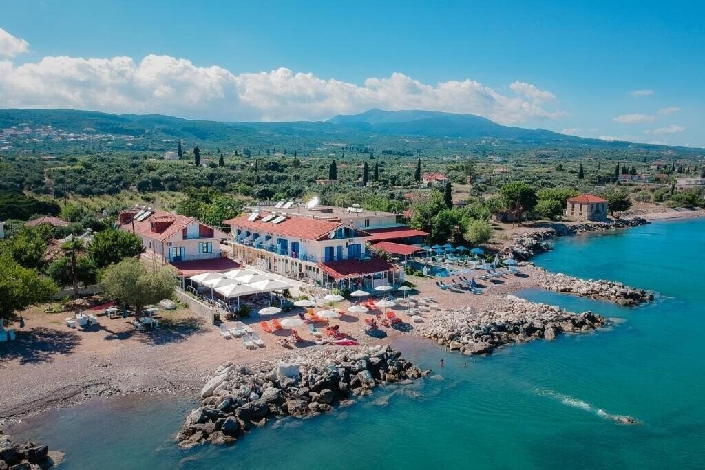 Отель Aggelos Hotel 2*