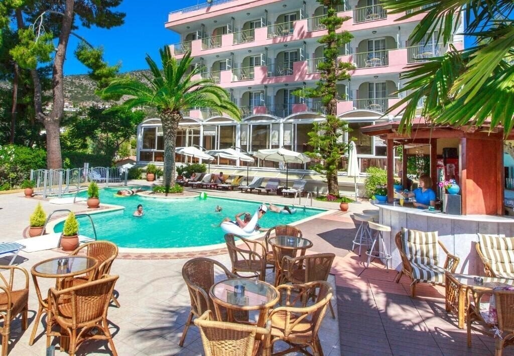 Фотографія Tolon Holidays Hotel 4*