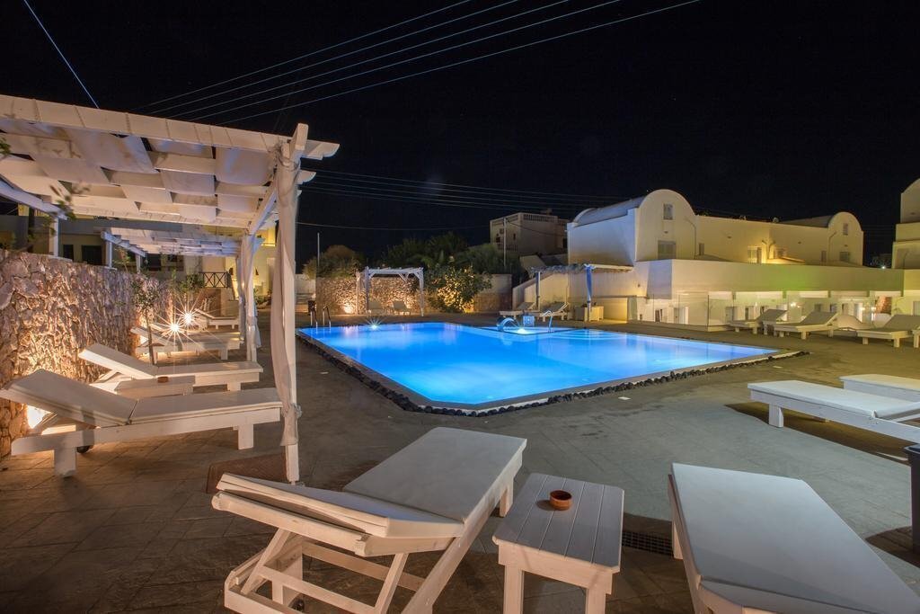 Готель Odysseas Hotel 2*