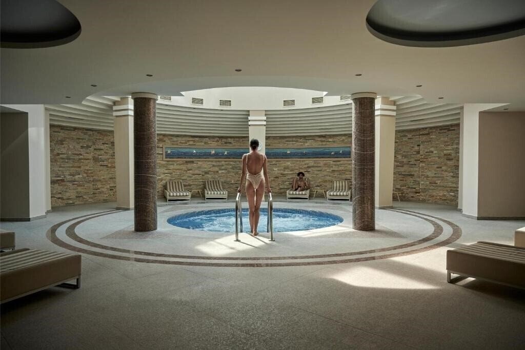 Готель Alkyon Resort Hotel & SPA 4*