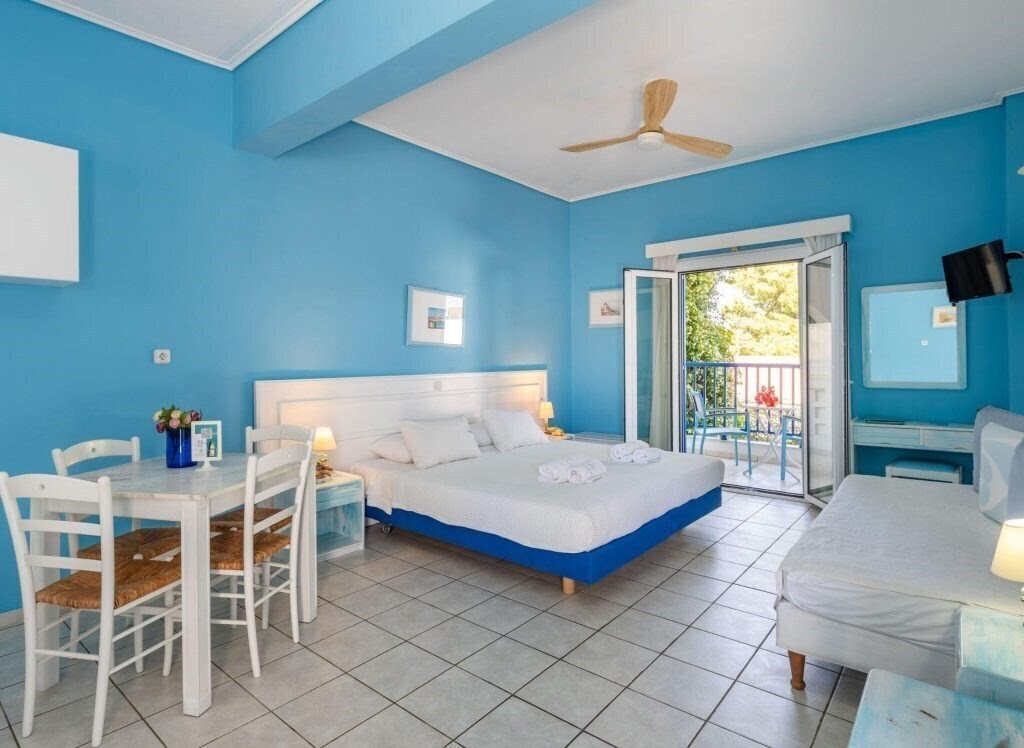 Картинка Daphne's Club Hotel Apartments 3*