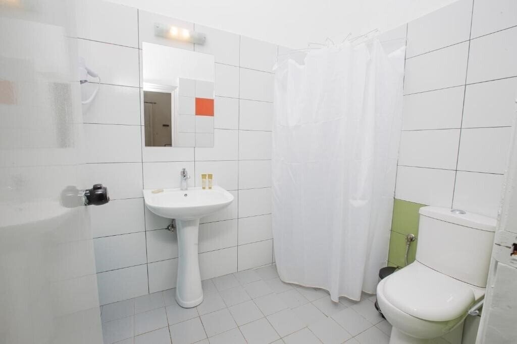 Фото Olympos Hotel Platamonas 2*