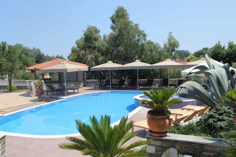Готель Zeus Hotel 2*