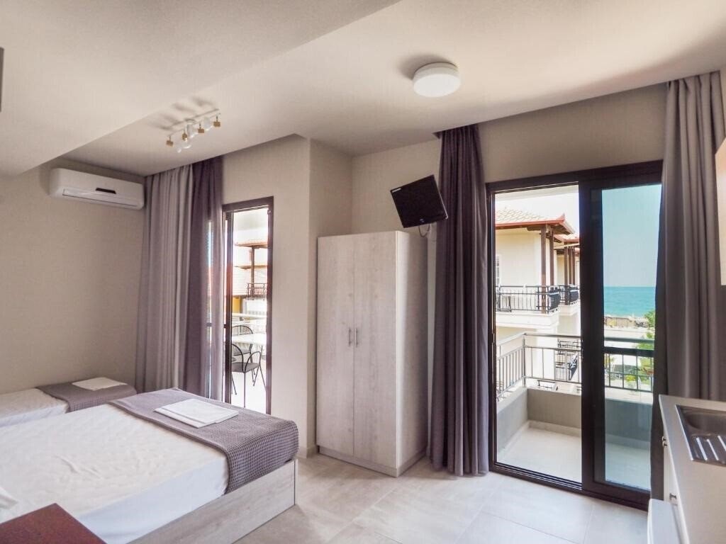 Фото Afrodite Beach Hotel 1*