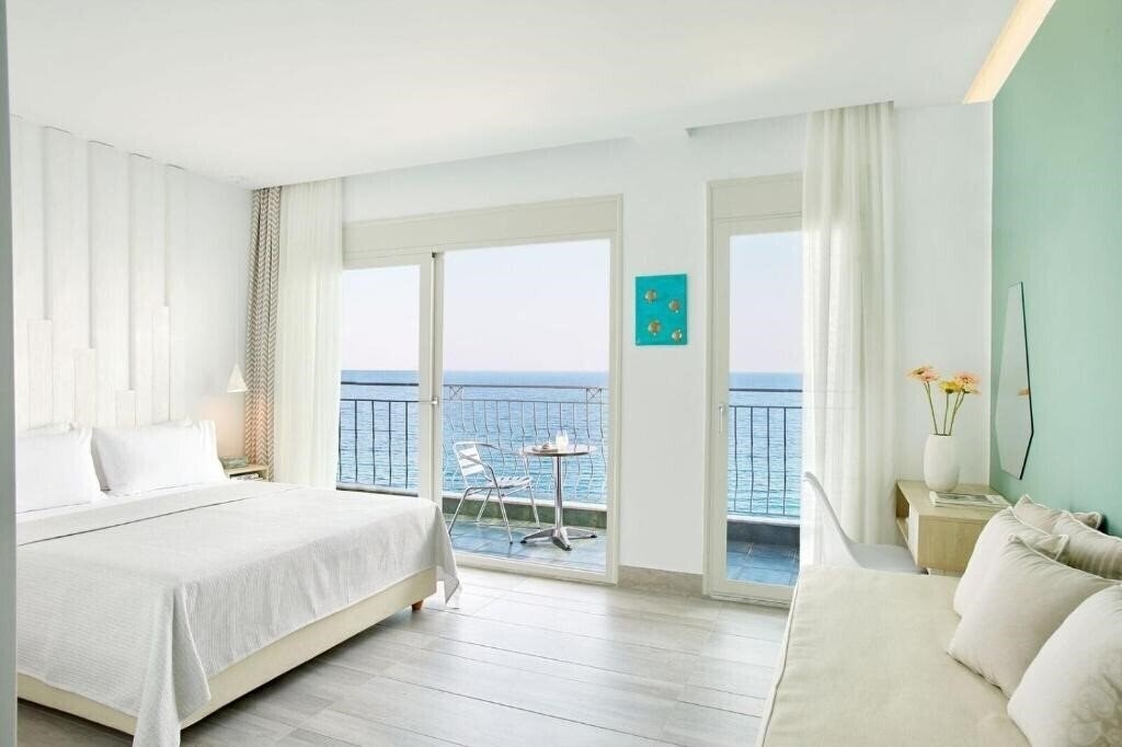 Отель Alkyonis Hotel Platamonas 3*