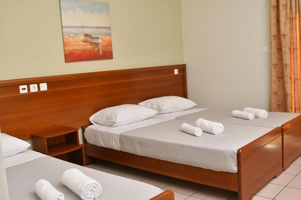 Отель Margarita Apartments 3*