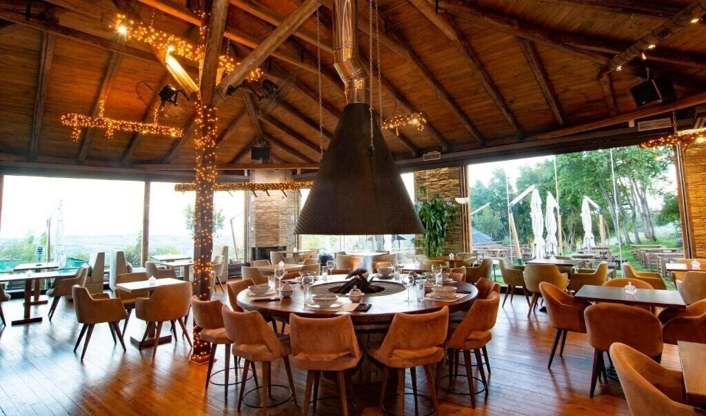 Фотография 3 Hills Boutique Hotel Trilofos 4*
