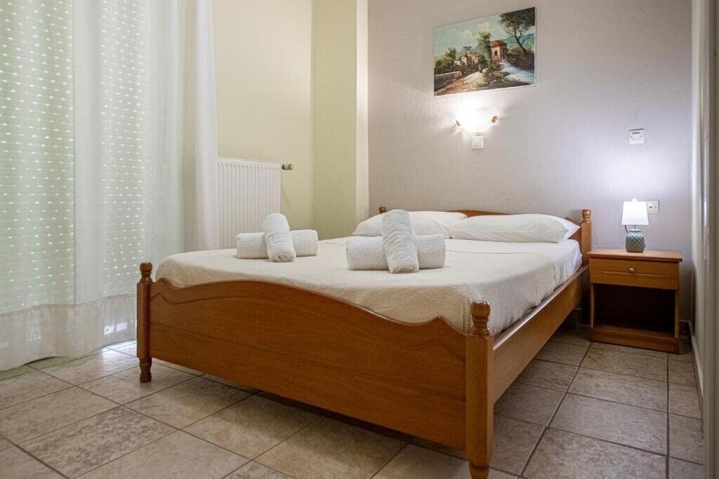 Фотографія Lucia Hotel Paralia 3*