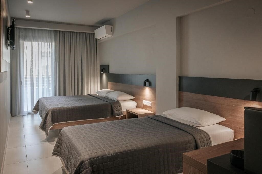 Зображення Elizabeth Queen Luxuxy Rooms 3*