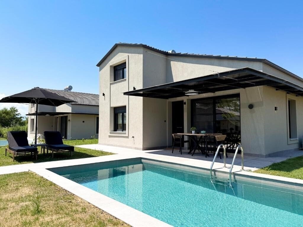 Фотография Olympus Seaside Luxury Pool Villas 3*