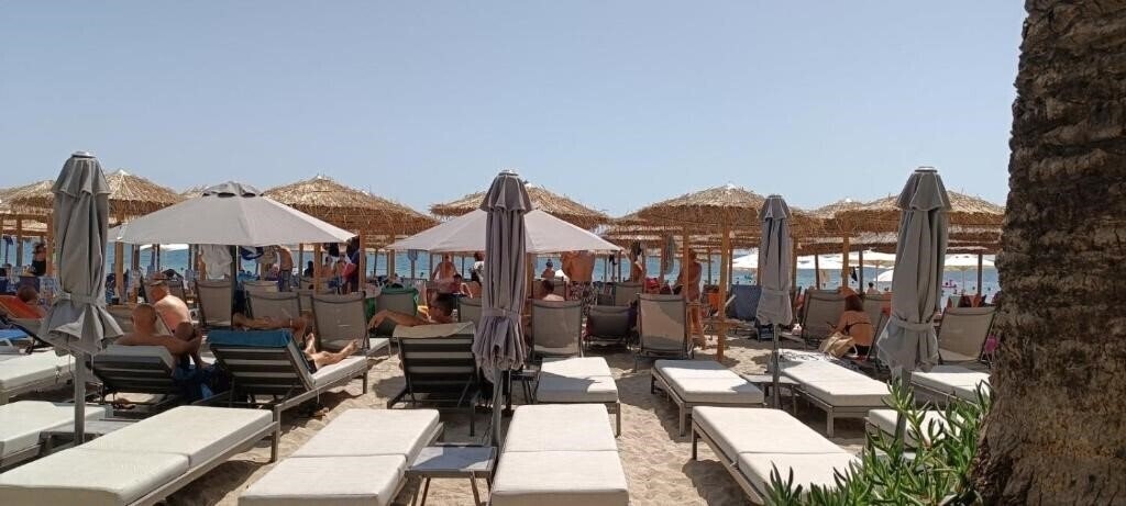 Картинка Avra 2*